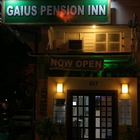 Gaius Inn Manilla Buitenkant foto